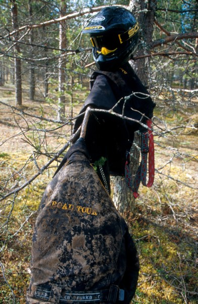 Air Power-puvun hoito-ohjeessa ei lue: pesu suomudalla ja kuivaus puunoksalla.<br>Washing instructions: wash with swamp mud and let dry on a branch of pine.