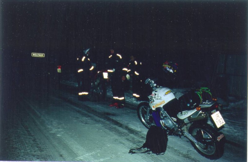 Break on trip from Levi to Rovaniemi. Particularly in the snowfall riding in the dark was especially strange experience.