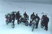 The whole group at the top of Levi fjell. From left Timo Laaksoviita, Pekka Heikkinen, Kalervo Kaltio, Kimmo Neuvonen, Marko Savela and Ari Peltola. Photo by Antti Sallinen of Lapin Kansa newspaper.